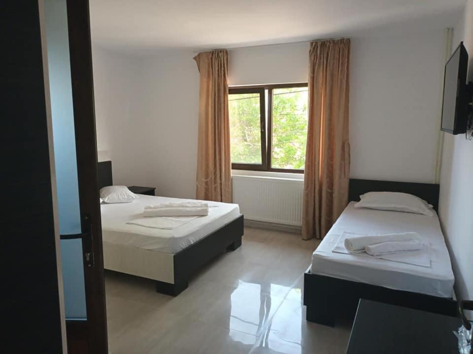Vila Maranca Hotell Două Mai Eksteriør bilde